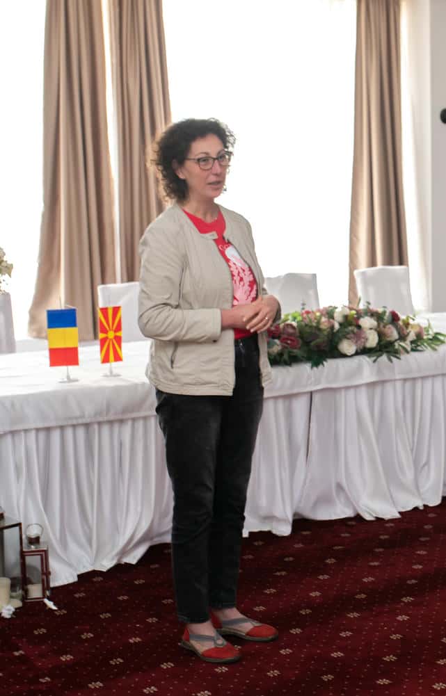 image2.jpg